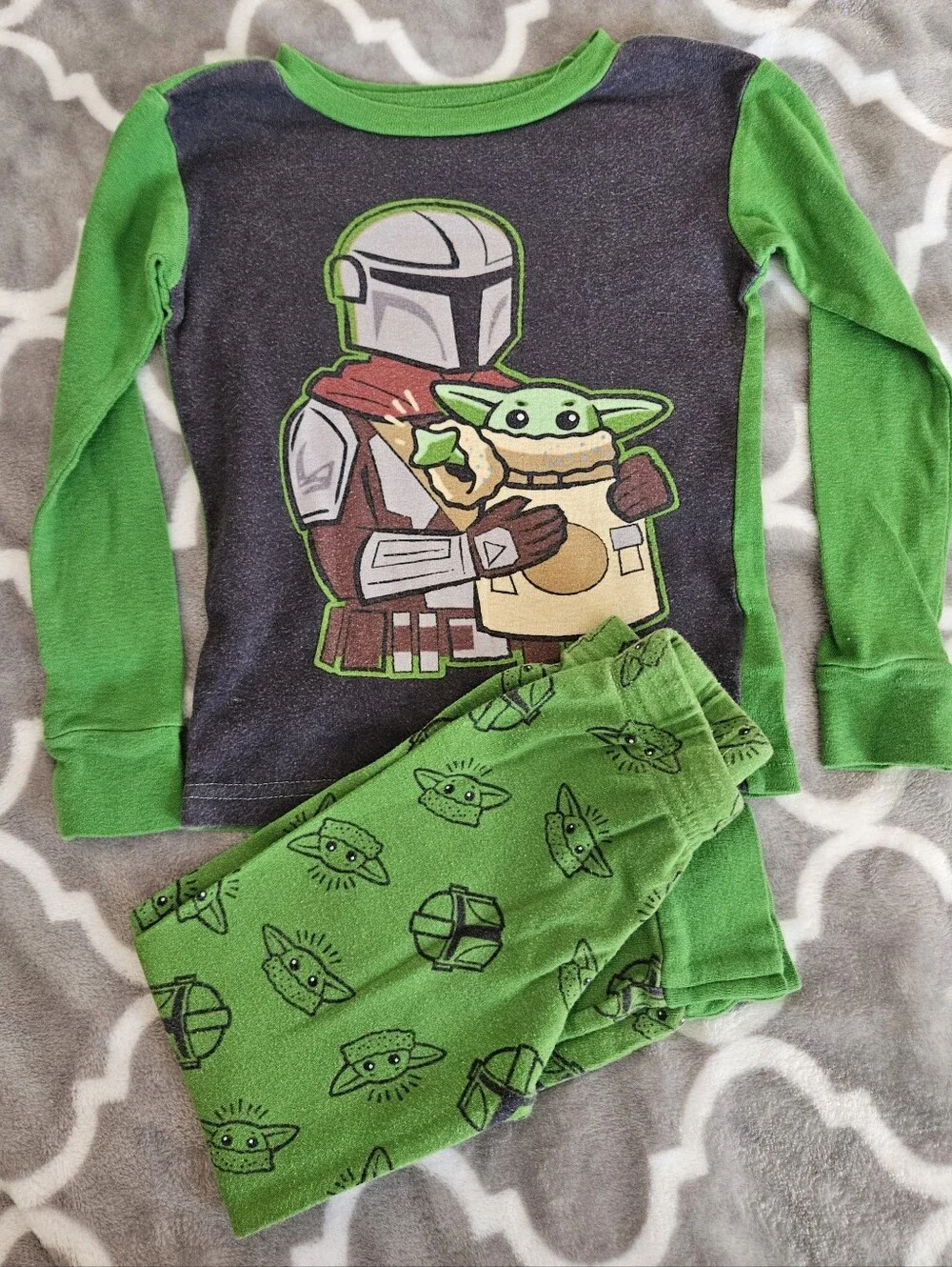 Star Wars Size 4 Pajama Set with Grogu and Mandalorian Graphic